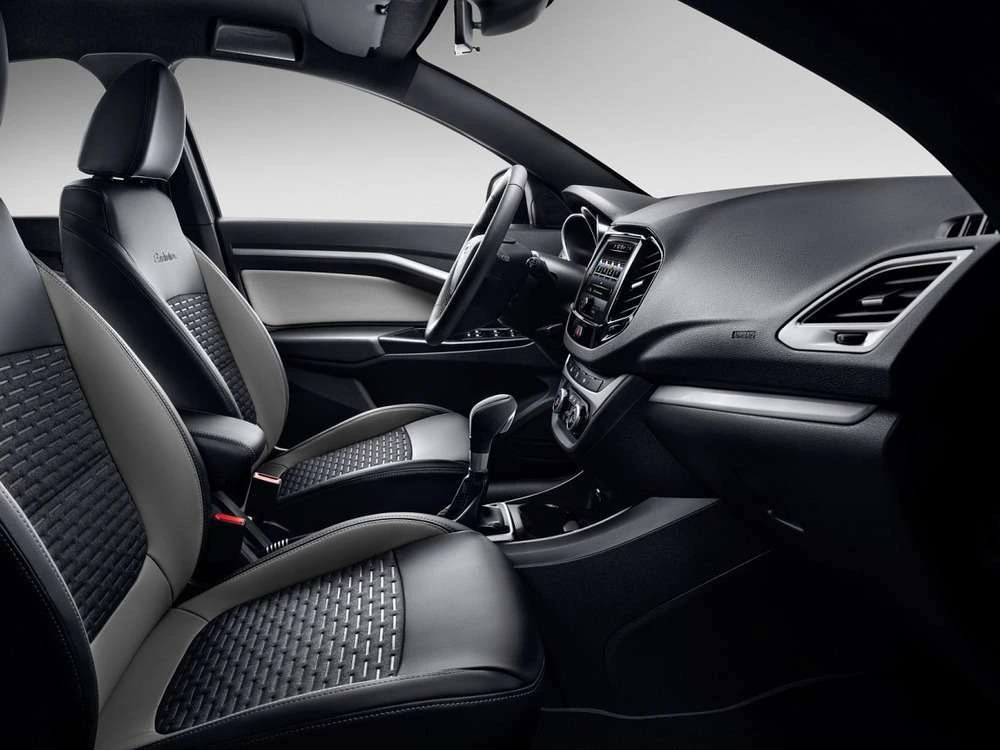 Lada Vesta Седан - фото №10