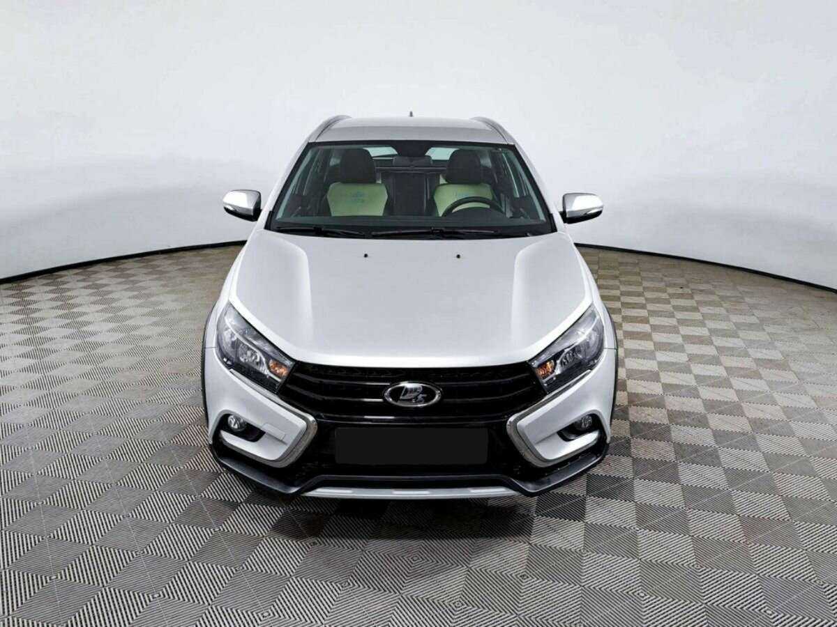 Lada (ВАЗ) Vesta SW, 2020 - фото №2