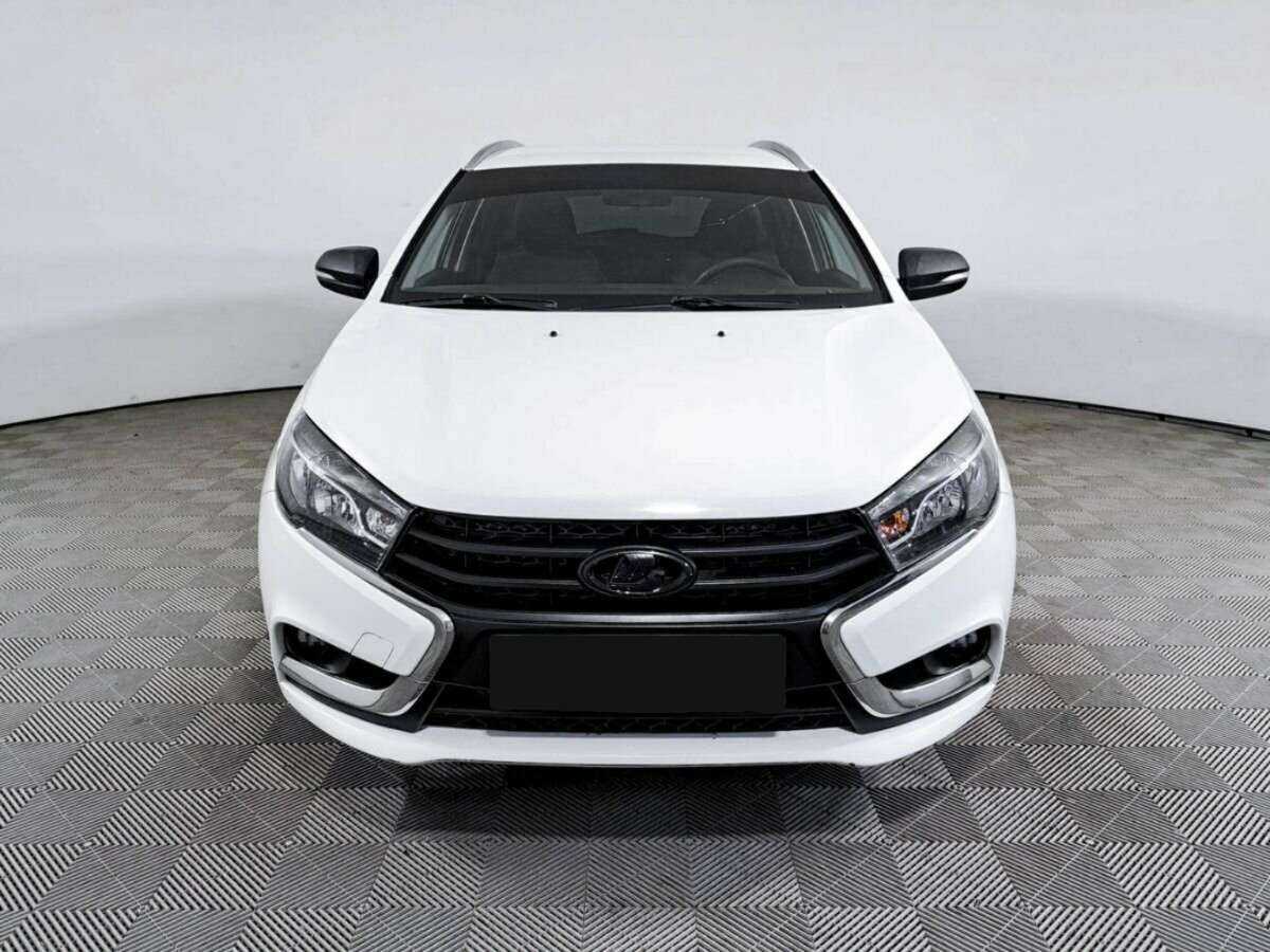 Lada (ВАЗ) Vesta SW, 2019 - фото №2