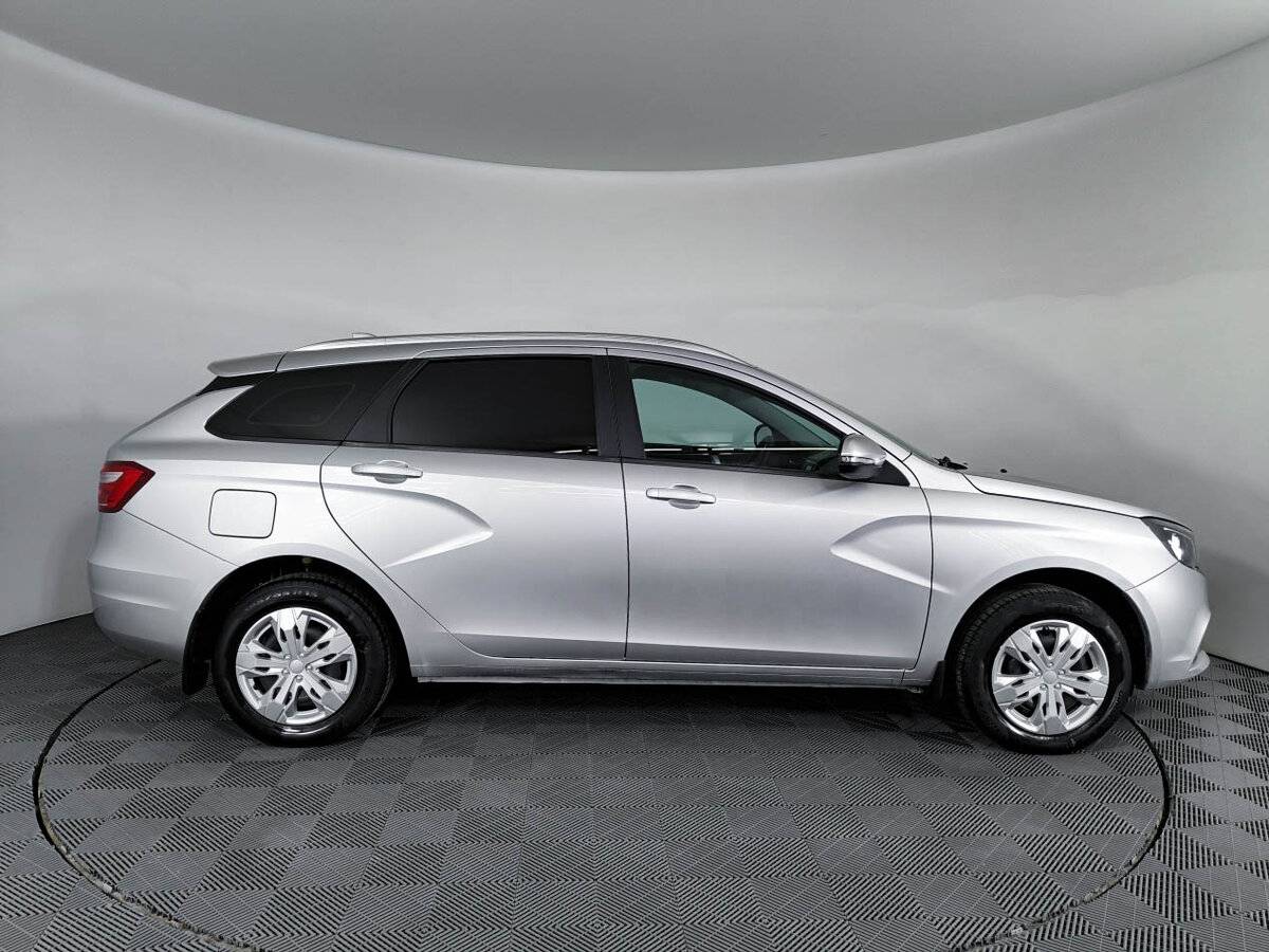 Lada (ВАЗ) Vesta SW, 2021 - фото №4